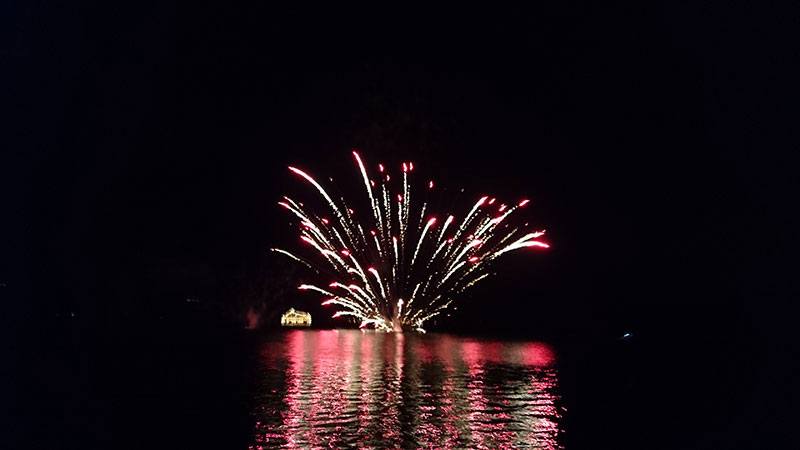 洞爺湖兩天一夜 溫泉街煙火